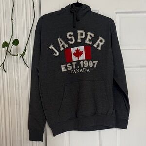 *NWT* Gray Jasper Canada Hoodie